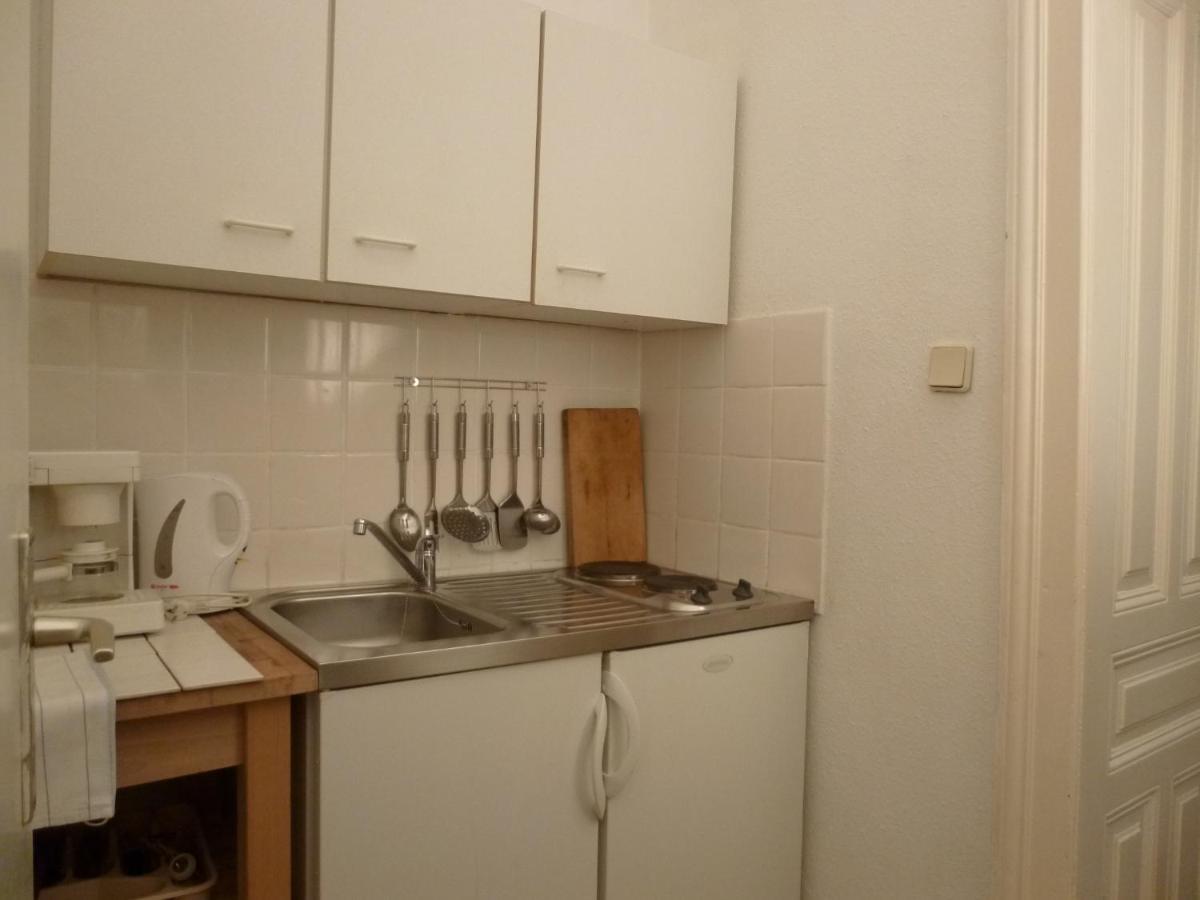 Apartments Maximillian Βιέννη Δωμάτιο φωτογραφία
